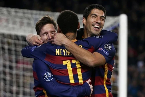 "Cây đinh ba" của Barcelona phô diễn khả năng ghi bàn khủng khiếp trong năm 2015