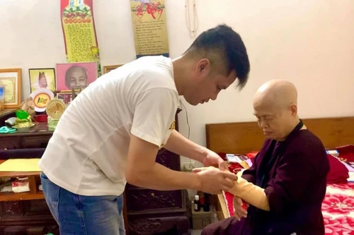 Ông thầy Nam Dược Đường bó xương đẩy thuốc cứu người 