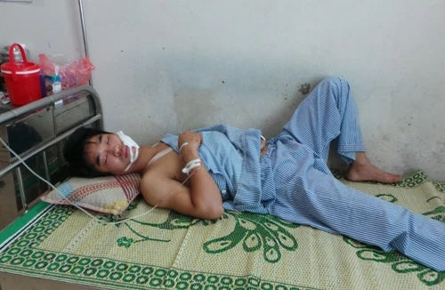 Dao nhọn “đấu” dao phay, 1 người tử vong 