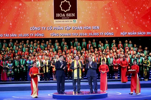 Tôn vinh 200 doanh nghiệp Sao Vàng Đất Việt 2015