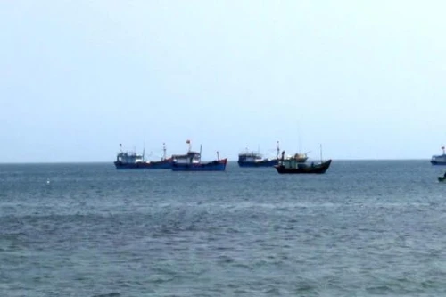 Những "cột mốc sống" giữa biển đảo quê hương