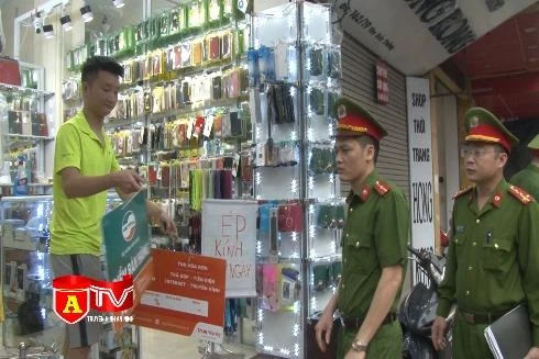 Yêu cầu nhà thầu tuyến Nhổn - ga Hà Nội sửa ngay mặt đường xuống cấp