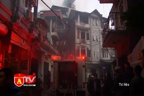 CAQ Hoàn Kiếm tập huấn PCCC cho cán bộ chiến sỹ