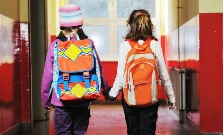 Đi bộ tới trường sẽ giúp trẻ thông minh hơn