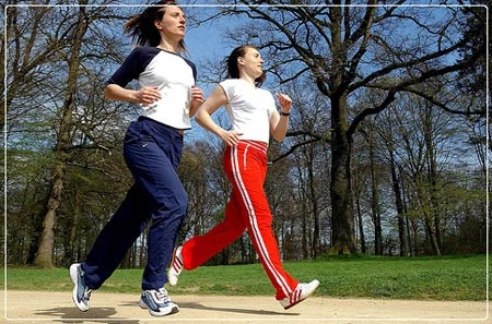 4 mẹo tránh bị đau khi chạy bộ