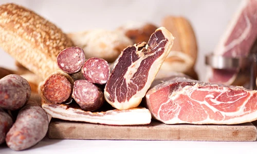 Thịt chế biến sẵn làm trầm trọng thêm bệnh hô hấp