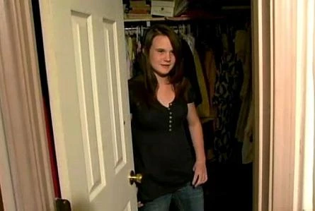 Ở nhà một mình, bé 12 tuổi “xử lý gọn” kẻ đột nhập