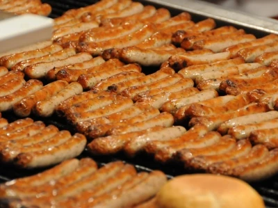 Mỗi ngày một chiếc xúc xích làm tăng 20% nguy cơ ung thư tuyến tụy