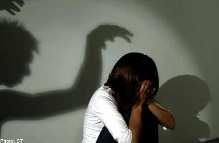 Cha thú tính liên tục cưỡng dâm 3 cô con gái