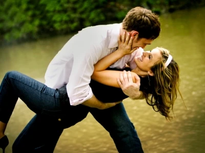 Đọc vị chàng qua ngôn ngữ cơ thể