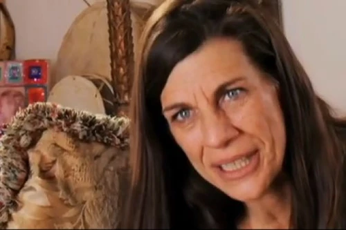 Kỳ lạ người phụ nữ đã uống 3.200 lít nước tiểu