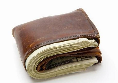 Đạo chích trả lại tiền vừa trấn lột khi phát hiện nạn nhân là bạn tù cũ