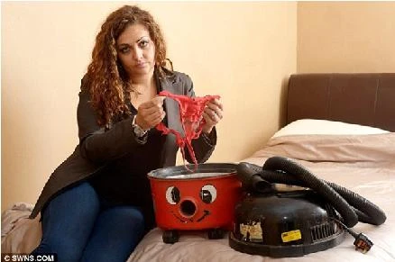 Phát hiện bạn trai ngoại tình nhờ... máy hút bụi