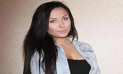 Kiện bạn gái cũ để đòi lại tiền đã “đầu tư” nâng ngực