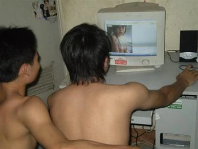 Xem phim “mát” chữa khỏi chứng xuất tinh sớm?