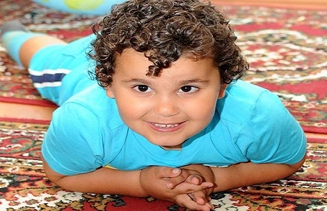 Choáng vì khả năng thiên tài của cậu bé 2 tuổi