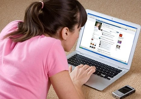 Còng tay, hãm hiếp gái trẻ chỉ vì... thiếu tự tin