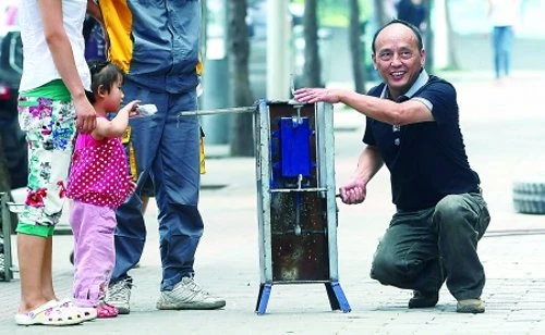 Được tặng bằng sáng chế máy giặt...đồ lót