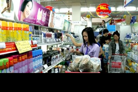 Tiềm ẩn hóa chất độc hại trong hóa mỹ phẩm gia đình