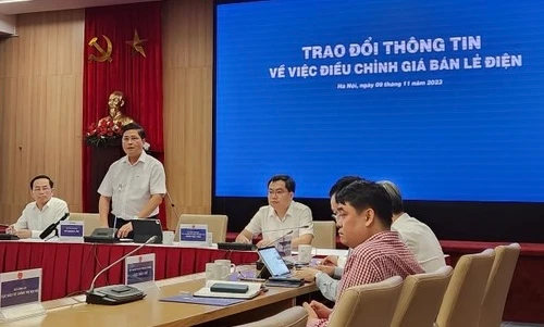 Giá điện bình quân tiếp tục tăng thêm 4,5% từ hôm nay