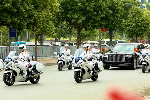 Hình ảnh Công an Hà Nội đảm bảo an ninh, an toàn chuyến thăm Việt Nam của Tổng Bí thư, Chủ tịch nước CHND Trung Hoa Tập Cận Bình