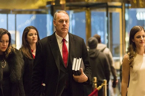 Ông Donald Trump chọn bộ trưởng nội vụ và cố vấn cao cấp phụ trách chính sách