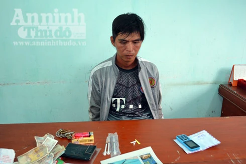 Bắt đối tượng từ TP Hồ Chí Minh về Quảng Ngãi bán ma túy