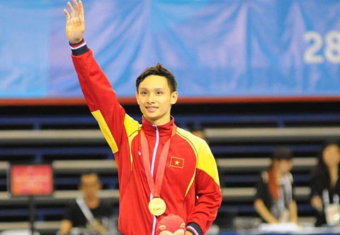 Phương Thành giành HCV thể dục dụng cụ