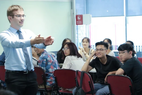 Nâng cao kỹ năng ứng xử trong cuộc sống cho các bạn trẻ