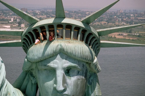 [ẢNH] Lịch sử đầy thăng trầm của Tượng Nữ thần Tự do (Mỹ)