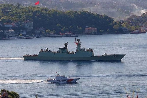 Tàu chiến Trung Quốc lần đầu dự Lễ kỷ niệm chiến thắng tại Nga