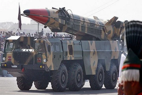 Arap đàm phán mua vũ khí hạt nhân của Pakistan nhằm đối phó Iran 