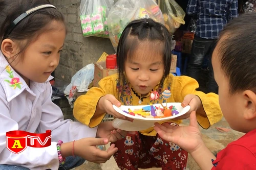 Đưa hội họa đến với trẻ em vùng cao