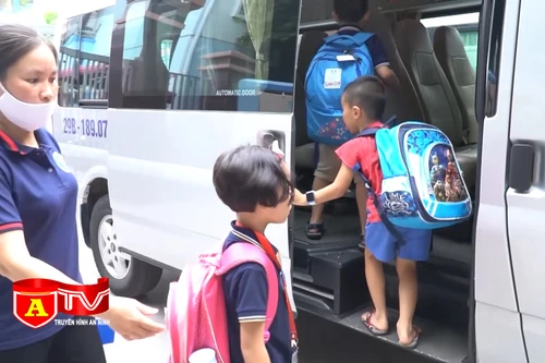 Cần nâng cao ý thức và trách nhiệm của cán bộ phụ trách đưa đón học sinh