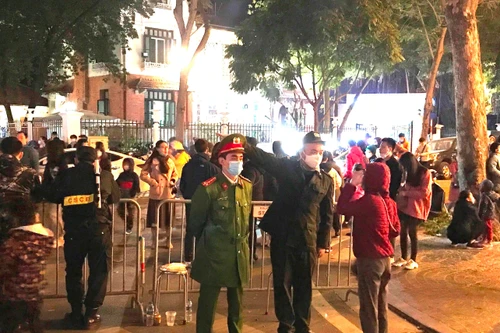 Tết Dương lịch 2021 an toàn, yên vui