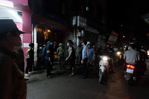 Hà Nội: Nữ nghi phạm đốt xe máy gây cháy nhà trọ sẽ bị xử lý về hành vi giết người hay huỷ hoại tài sản?