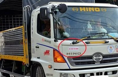 Tìm người liên quan