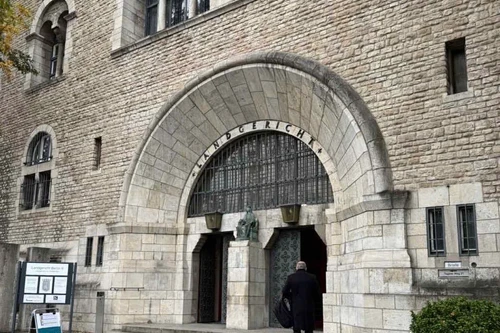 Tòa án Đức xét xử vụ Vingroup kiện Lê Trung Khoa vì hành vi vu khống, phỉ báng