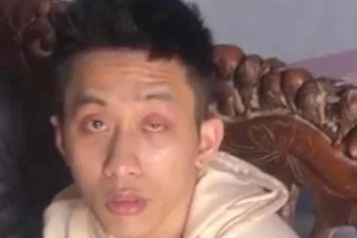 Nóng: Bắt khẩn cấp đối tượng dùng dao chém lái xe taxi cướp tài sản