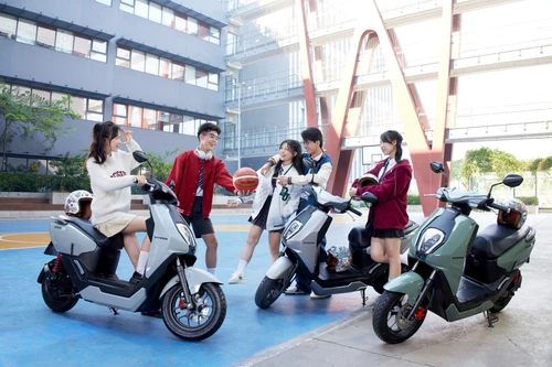 Honda Việt Nam khuyến mại “khủng” cho các dòng xe máy và xe điện