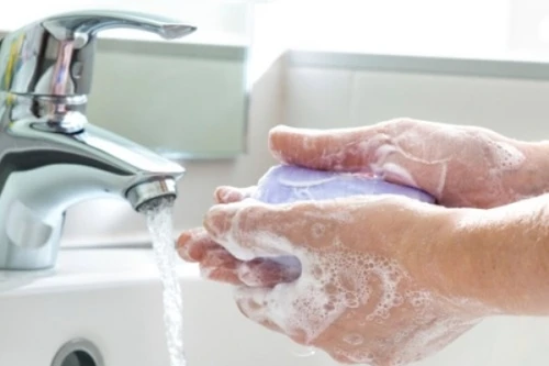 Yêu cầu rà soát xà phòng rửa tay chứa 19 chất cấm