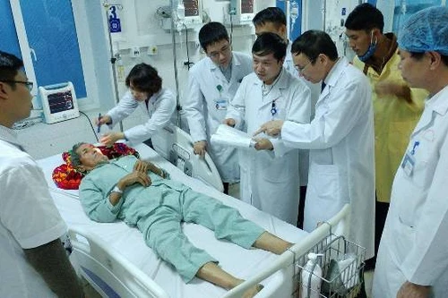 Uống rượu bao nhiêu là "vừa đủ" để không phải nhập viện?