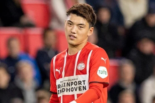 ĐT Nhật Bản tăng cường ngôi sao PSV đấu tuyển Việt Nam