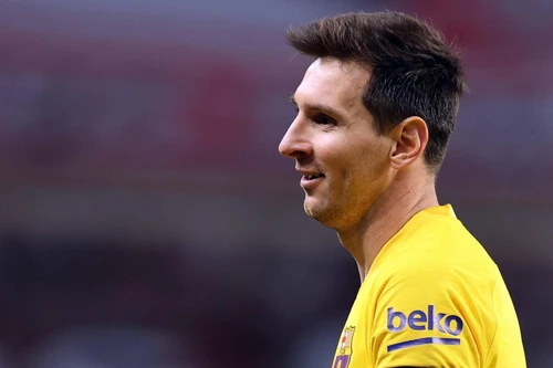 Messi ở lại Barca thêm 2 năm, PSG và Man City tắt dần hy vọng