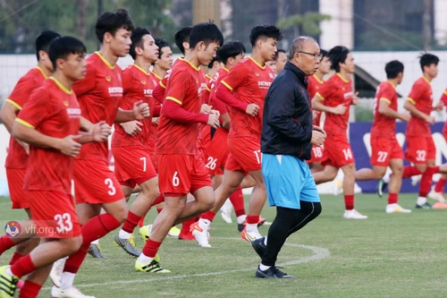 HLV Park Hang-seo: Tuyển Việt Nam không từ bỏ dù ở hoàn cảnh nào