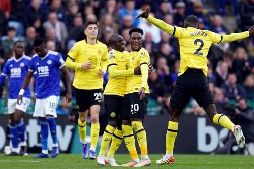 Hạ thuyết phục Leicester, Chelsea xây chắc ngôi đầu bảng