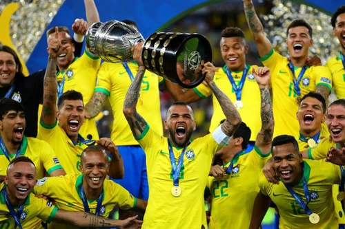 Brazil hóa 'cứu tinh' giúp Argentina đăng cai Copa America 2021