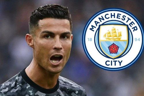 Ronaldo có được mang số 7 ưa thích tại Man City?