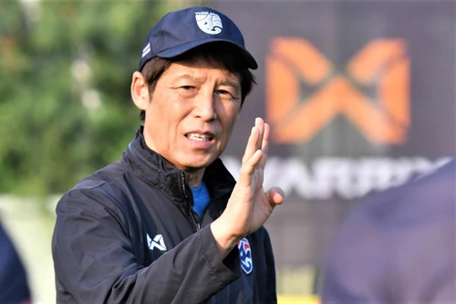 ĐT Thái Lan có thể chia tay HLV Nishino vì dịch bệnh