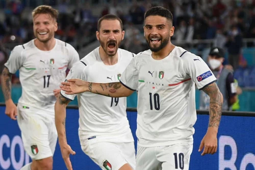 Thắng tưng bừng, Italia khởi đầu như mơ ở EURO 2020